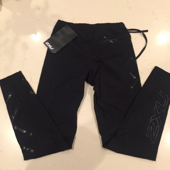 2XU Pants - small. Never worn - still in box! - Picture 3 of 4